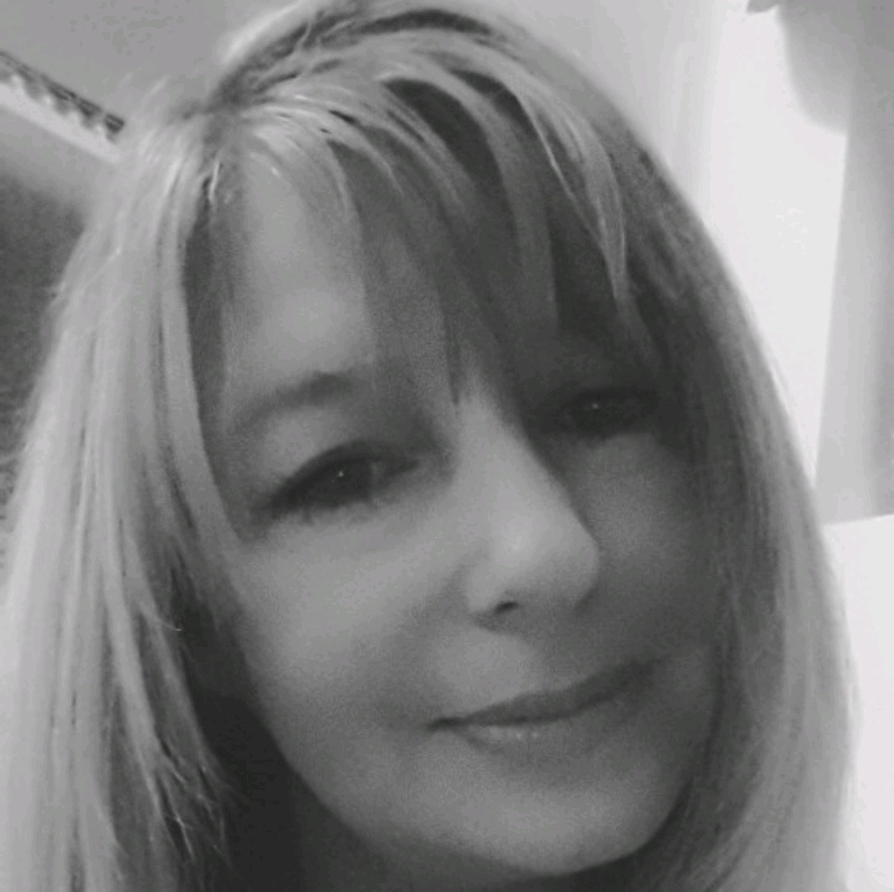 Meet your Posher, Nickie